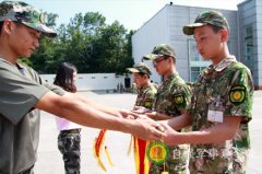 梅州夏令营 梅州暑期夏令营 青少年军事夏令营